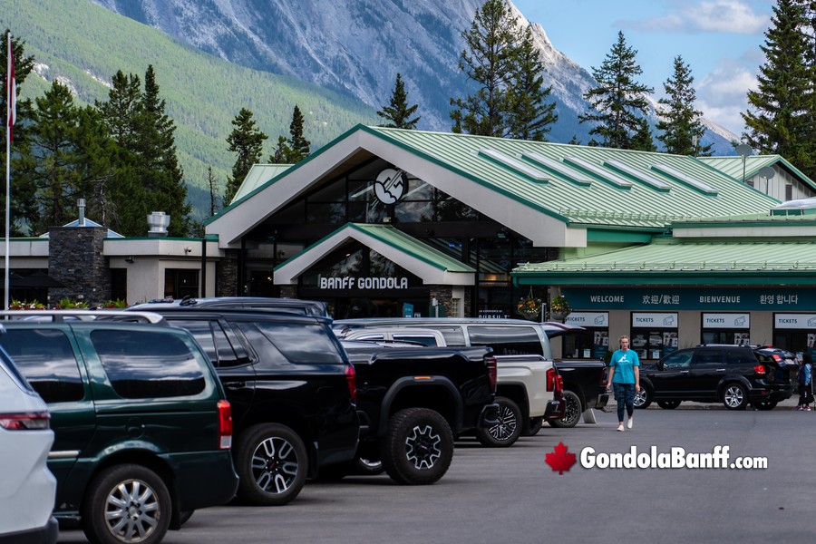 Banff Gondola Parking