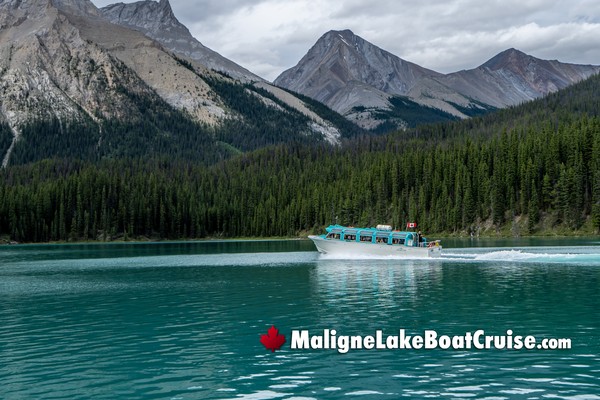 Maligne Lake Boat Cruise